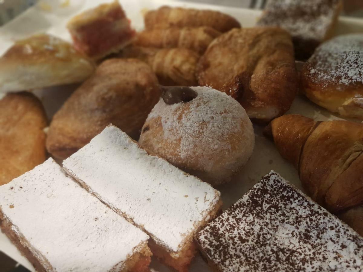 فندق Albeldi' دوماس دي ماريا المظهر الخارجي الصورة